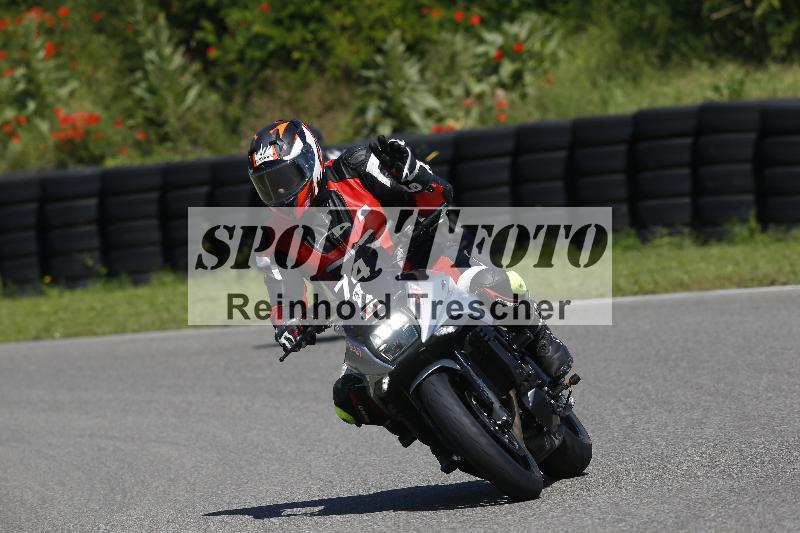 /Archiv-2024/29 12.06.2024 MOTO.CH Track Day ADR/Gruppe blau/74